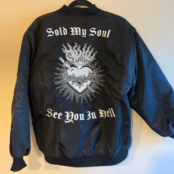 Black Graphic Bomber Jacket - Picture 8 of 10